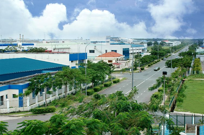 Khu công nghiệp miền nam tại quận Tân Bình, TPHCM hiện là nơi hoạt động của 105 doanh nghiệp thuộc các ngành nghề khác nhau
