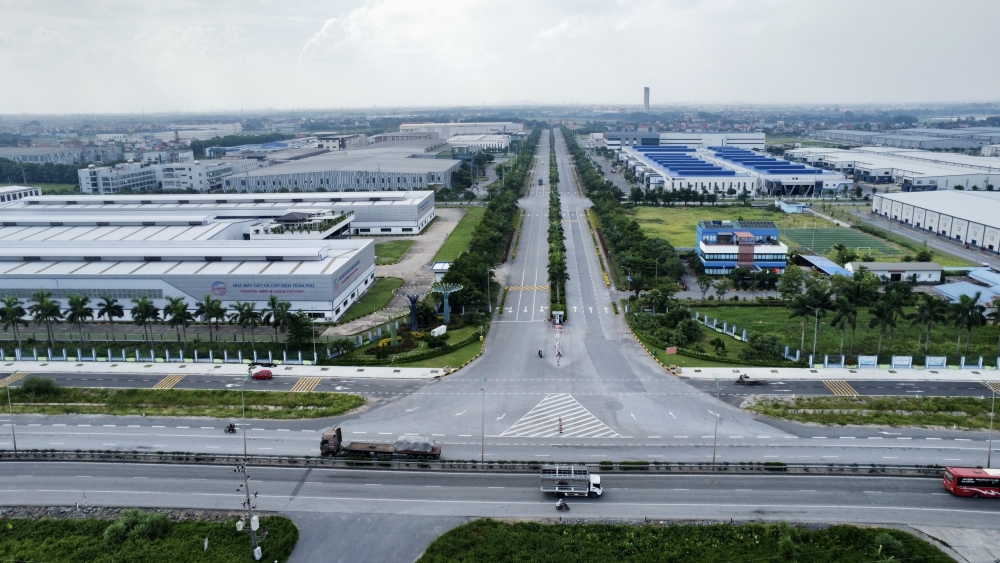 Các khu công nghiệp thu hút vốn đầu tư FDI mạnh mẽ (Hình ảnh: KCN Cẩm Điền, Lương Điền)