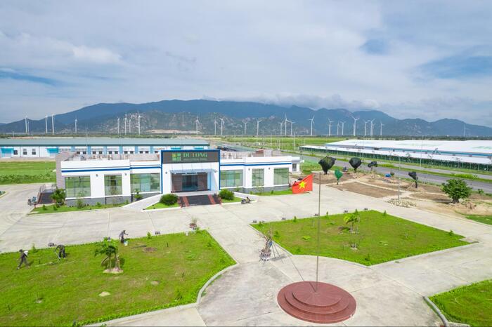 Du Long is a mixed-use industrial park  that is striving to transform into an eco-industrial park 