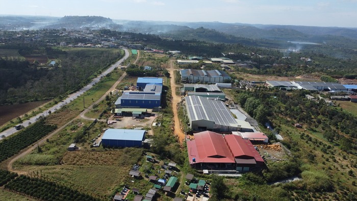 The Thuan An Handicraft Industry Cluster in Vinh Long Province is well-known for its cocoa bean production