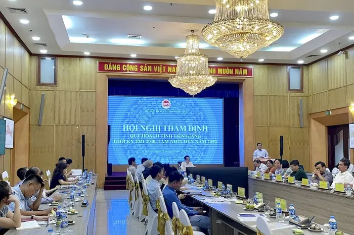 Toàn cảnh hội nghị thẩm định quy hoạch tỉnh Tiền Giang thời kỳ 2021 - 2030, tầm nhìn đến năm 2050
