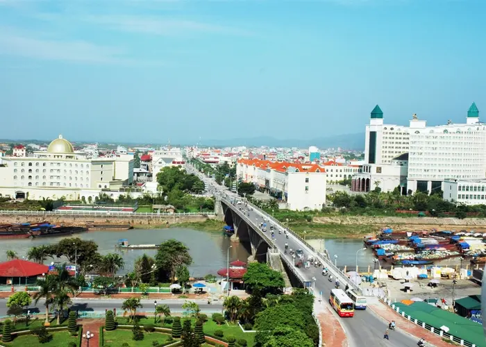 TP. Móng Cái rất thuận lợi để phát triển công nghiệp nhờ lợi thế biển – cảng – cửa khẩu