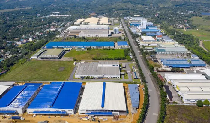 Đến 2025, các KCN trên địa bàn tỉnh đã thu hút tổng cộng 184 dự án đầu tư (Hình ảnh: KCN Lương Sơn)