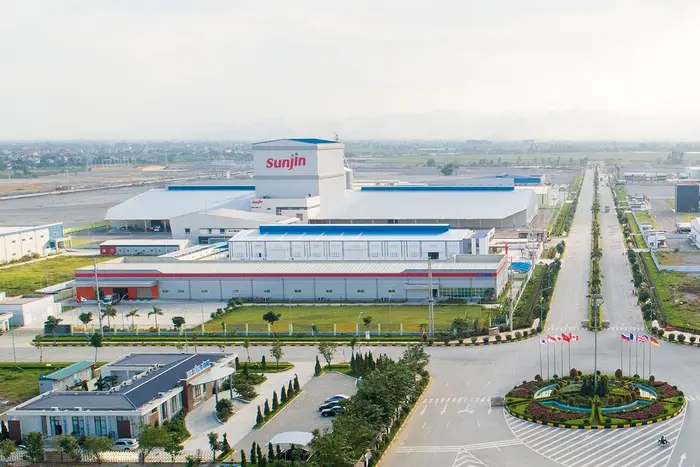 Nhìn chung các KCN ở Duy Tiên cũ đang hoạt động rất sôi nổi 