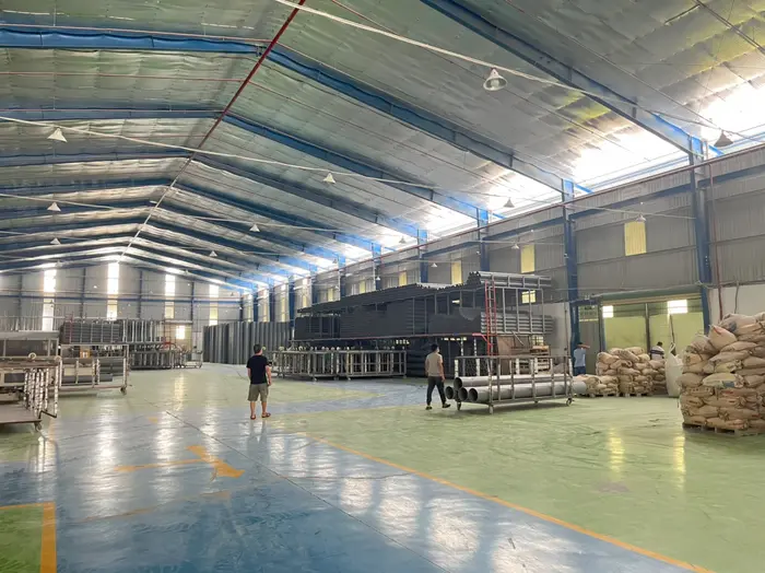 Kho chung là loại hình mà nhiều doanh nghiệp cùng sử dụng một không gian lưu trữ