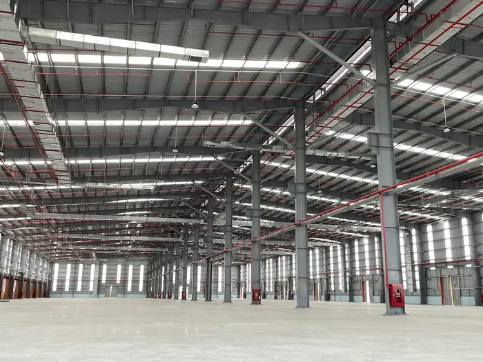 Kho xưởng nhỏ cần có diện tích phù hợp với nhu cầu sản xuất và dễ mở rộng trong tương lai
