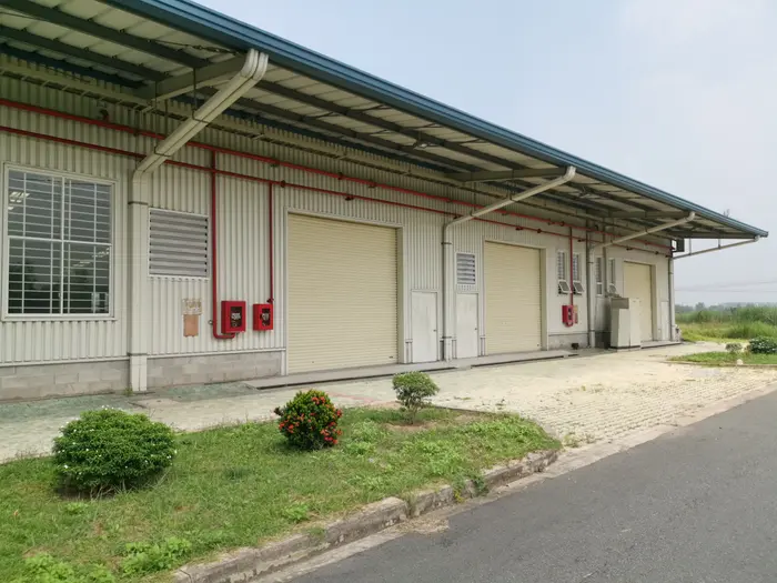 Kho xưởng tư nhân trong khu dân cư có chi phí hợp lý, thuận tiện lao động và tiêu thụ sản phẩm